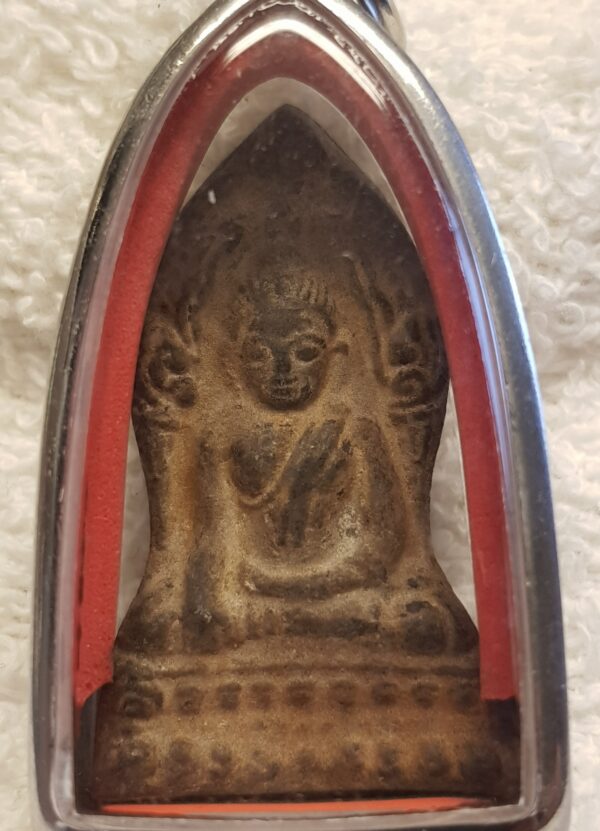 phra chiang saen . 300 year old