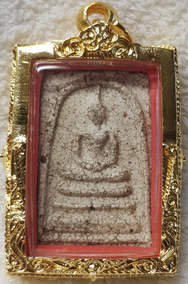 Antique Beautiful Phra SOMDEJ Toh Wat Rakang. over 100 years old