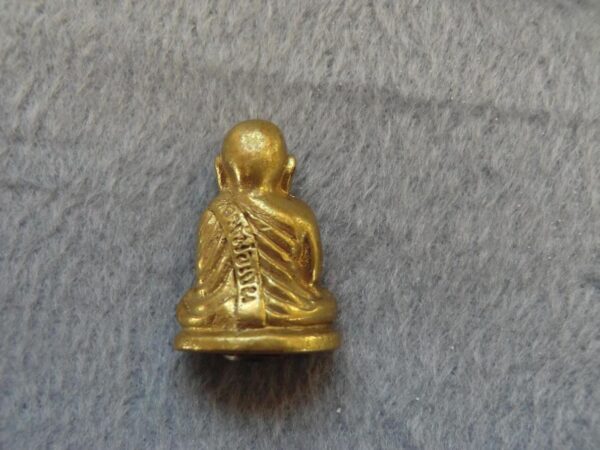 Buddha / Budda . LP Ngern year 2515. 40 year. - Image 4