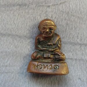 Buddha / Budda – amulett .  LP Tuad statue. ca 50 year.