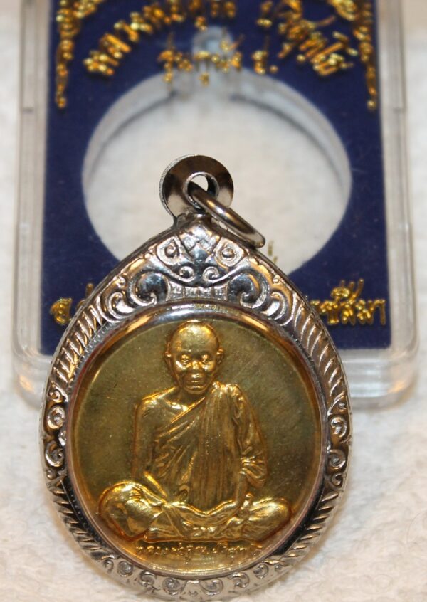 Buddha / Budda. LP Koon coin. Lucky amulet.