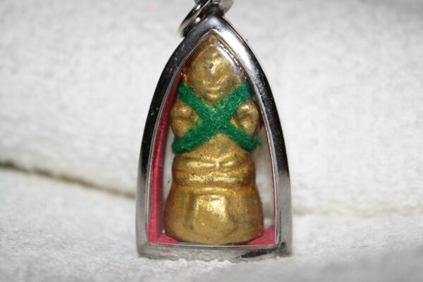 Buddha / Budda. Kuman Thong - year 2501. LP Tae.