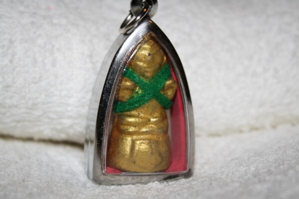 Buddha / Budda. Kuman Thong - year 2501. LP Tae. - Image 5