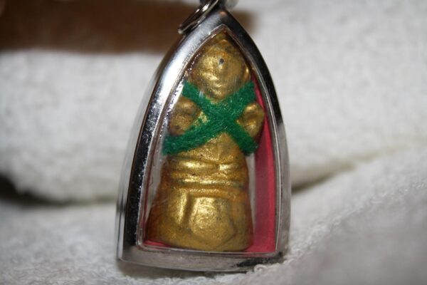 Buddha / Budda. Kuman Thong - year 2501. LP Tae. - Image 2