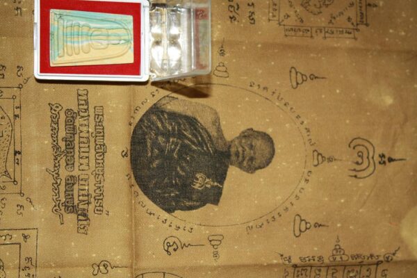 1 Yant + 1 Rainbow Phra somdej. Lp Pae. Code and signature back - Image 4