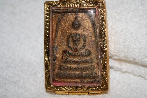 Phra SOMDEJ Toh. 143 years. Holy mix beed