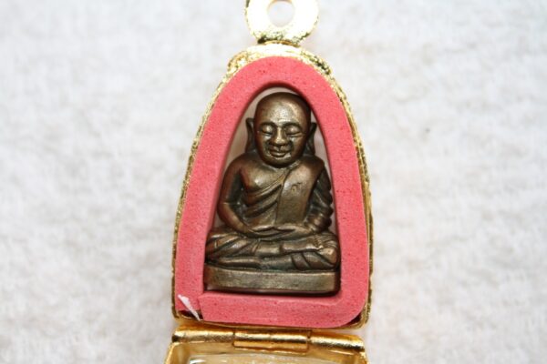 LP Ngern. Year 2515 - Image 2
