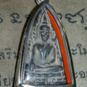 Phra Chinnarat. year 2409 – 146 years.