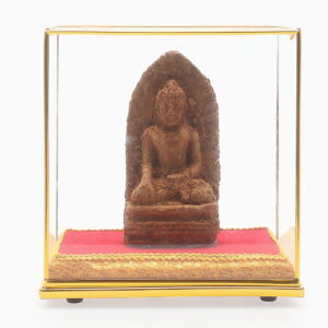 Buddha / Budda -antique statue. Phra rot / upakut.