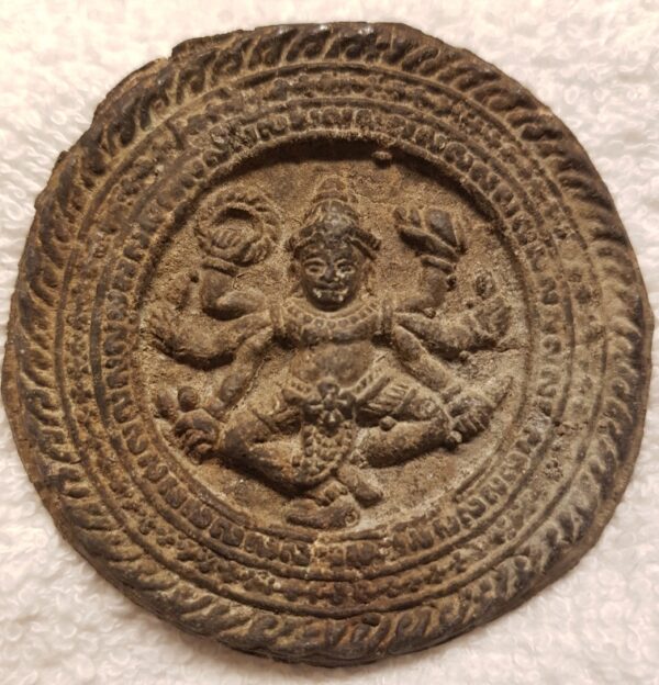 PHRA Narai - Vishnu. 6 arms